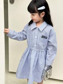 SHEIN 女童休闲学院风条纹领开衫长袖中长连衣裙，适合上学、日常休闲穿着，春夏秋冬皆宜。 - 藍色 - 查看 3