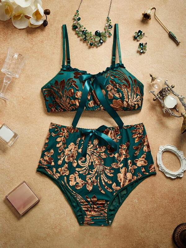 PinupPomp Women's Floral Jacquard Bow Decor Fashionable Lingerie Set