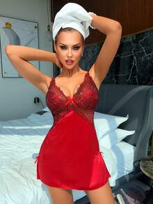 Bộ đồ ngủ cao cấp 2 món: Váy ngủ hai dây bằng vải satin phối ren tương phản kèm quần lọt khe - Đỏ - Xem 6