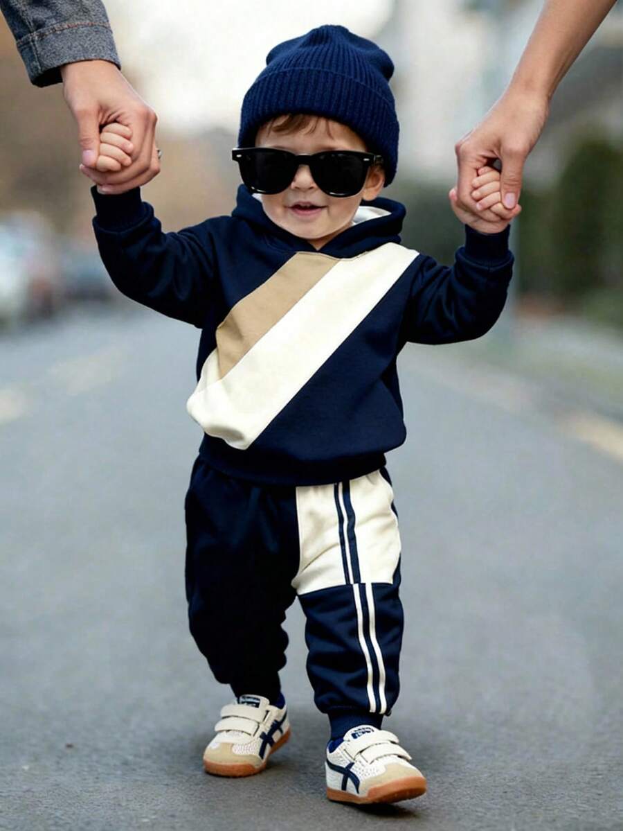 SHEIN Set de 2 sudaderas con capucha de bloques de color y estampado deportivo a rayas para bebé niño/unisex de 0 a 3 años, adecuado para otoño/invierno, de uso diario, versátil, para exteriores y actividades deportivas