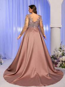 SHEIN Belle 大码优雅撞色网纱贴花长袖V领奢华亮片拼接缎面高腰鱼尾拼接夸张连衣裙，适合晚宴、单身派对、约会、度假、舞会、婚礼、正式场合（加厚款）、婚纱、情人节等场合。 - 藕粉色 - 查看 2