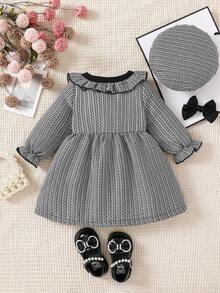 SHEIN Elladie kids Baby Girl Classic Black & White Contrast Plaid Pattern Ruffle Hem Bow Decor Dress & Hat Set - Black and White - View 2