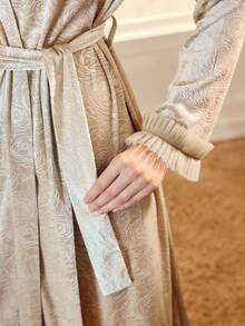 MOTF PREMIUM CONTRAST MESH JACQUARD BELTED LOUNGE BOBE - Champagne - View 2