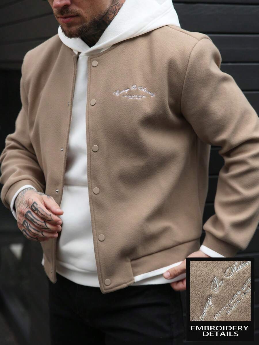 Manfinity Homme 男士长袖秋冬标语刺绣单排扣休闲棒球领夹克，裸色/棕色/浅棕色可选，飞行员夹克/棒球夹克/学院风夹克 - 黑色 - 查看 1