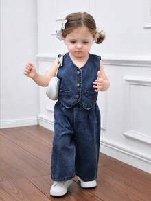 SHEIN HEIN 女童牛仔背带上衣和松紧腰裤两件套，儿童休闲度假波西米亚风家居服，毕业/派对/度假套装，秋季儿童休闲舒适装 - 深色水洗藍 - 查看 6