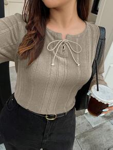 Dazy Plus 纹理面料休闲V领系带修身大码女式长袖T恤 - 杏色 - 查看 3