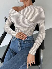 Firerie Damen Strukturiertes gestreiftes asymmetrisches Kragen Wickel Langarm T-Shirt Top, Gestreiftes Damen Bluse, Wickel Langarm Damen T-Shirt, Gestreiftes T-Shirt, Gerafftes T-Shirt, Schulterfrei Konvertibles T-Shirt Top, geeignet für Frühling, Sommer, Herbst, Winter, Pendeln, Elegant, Lässig, Alltag, Bürokleidung - Verschiedenfarbig - Übersicht 3