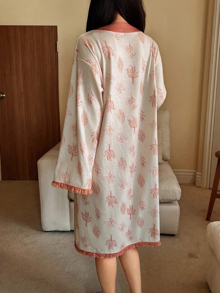 Women's Loose Fit Robe With Line Drawing Plant Pattern All-Over Print And Contrast Trim, Suitable For Autumn/Winter
