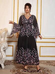 Cravure Bohemian Plus Size Long Sleeve Chiffon Maxi Dress In Blue With Floral Print And V-Neck - Blue - View 4