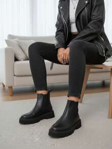 Women Ankle Boots & Booties - Black - View 5