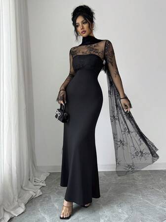 Rafferiza Elegant svart spets, transparent långärmad topp och axelbandslös smal långklänning i två delar - En retro och sexig aftonklänning med sofistikerad, smal passform och bodycon-design