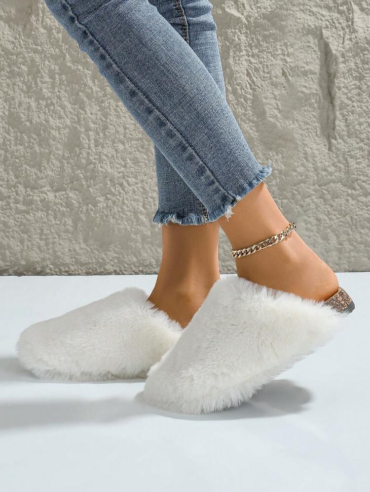 White Plush Flat Heel Round Toe Slippers