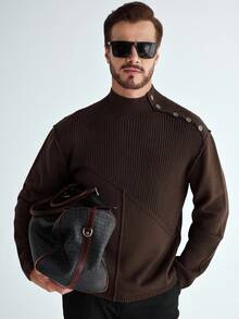 Manfinity CityGents Pull décontracté pour homme grande taille, col montant, design boutonné. Pull en tricot marron à boutons, manches longues, pour l'automne/l'hiver - Tabac - Voir 1