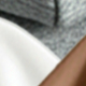 Gris, beige y blanca