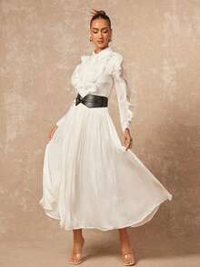 Lumalex VITNOS 全新春季系列，女士奢华象牙色雪纺中长连衣裙，配以透视荷叶边袖、高领纽扣前襟、柔软褶裥裙摆、收腰设计及腰带，适合春夏、新年、婚礼季、婚礼宾客、节日、假期、派对等场合，是特别的派对装扮，也是春季女士连衣裙、正式礼服、魅力优雅连衣裙、宰牲节、新潮女装、奢华连衣裙、舞会、聚会、宴会、节日派对、锐舞派对、音乐节、户外度假、婚礼季、宴会、圣诞节、新年、情人节等场合的理想之选，也适合商务休闲场合。 - 杏色 - 查看 5