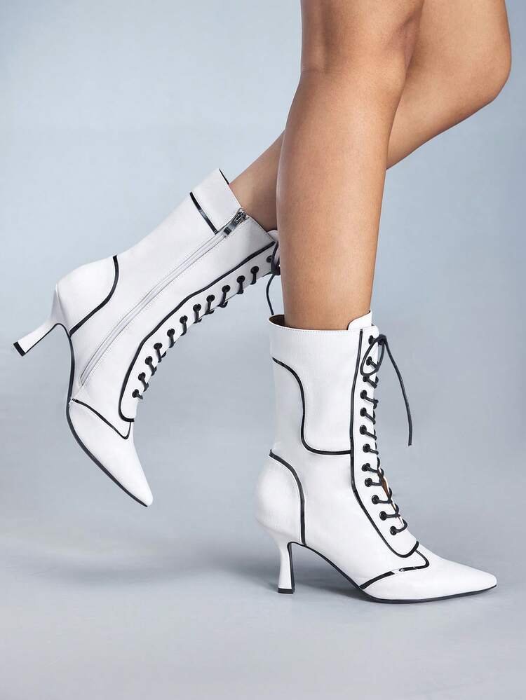 CUCCOO GRLICON Botas altas de mujer de punta fina con cordones en blanco y negro, de estilo de bloques de color, moda para Navidad, fiesta de Año Nuevo, cita nocturna, casual de primavera, Halloween, estilo de carreras