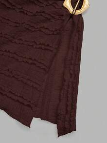 Sweetra Solid Color Flare Sleeve Slim Fit T-Shirt - Brown - View 4