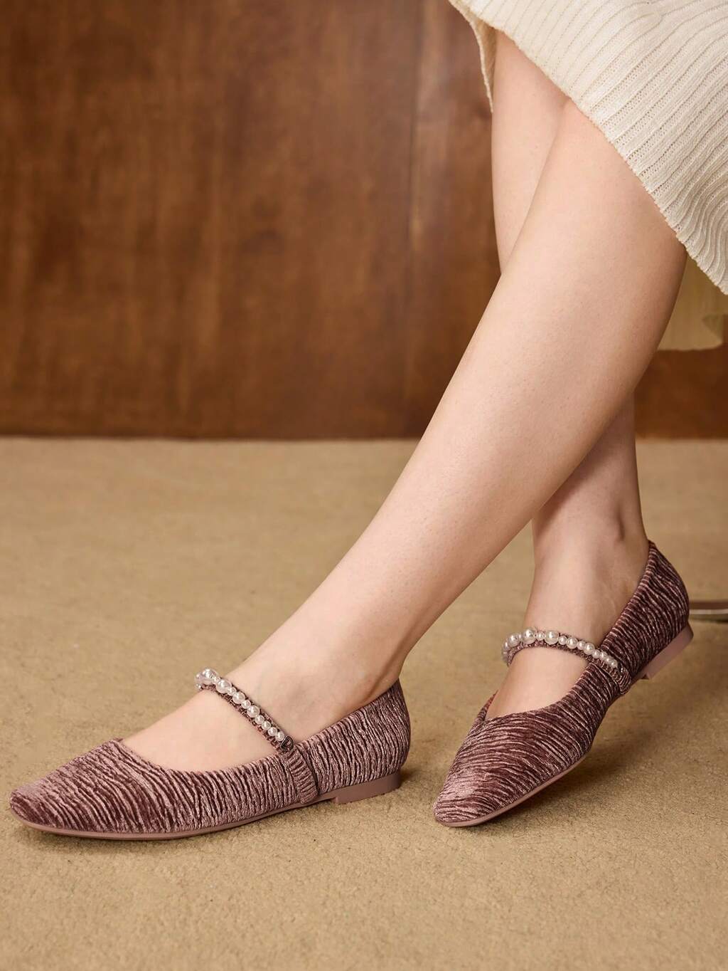 WOMEN FAUX PEARL BEADED SQUARE TOE FLATS