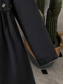 Sparklyn 女童连帽防风外套，保暖内衬，抽绳腰带设计，经典宽松版型，适合休闲穿着、通勤、户外活动以及秋冬季节穿着。 - 黑色 - 查看 4