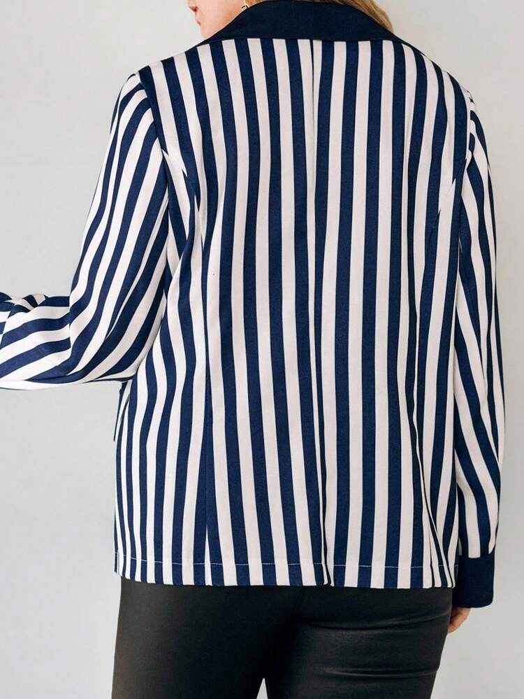 Women's Plus Size Striped Blazer Suit