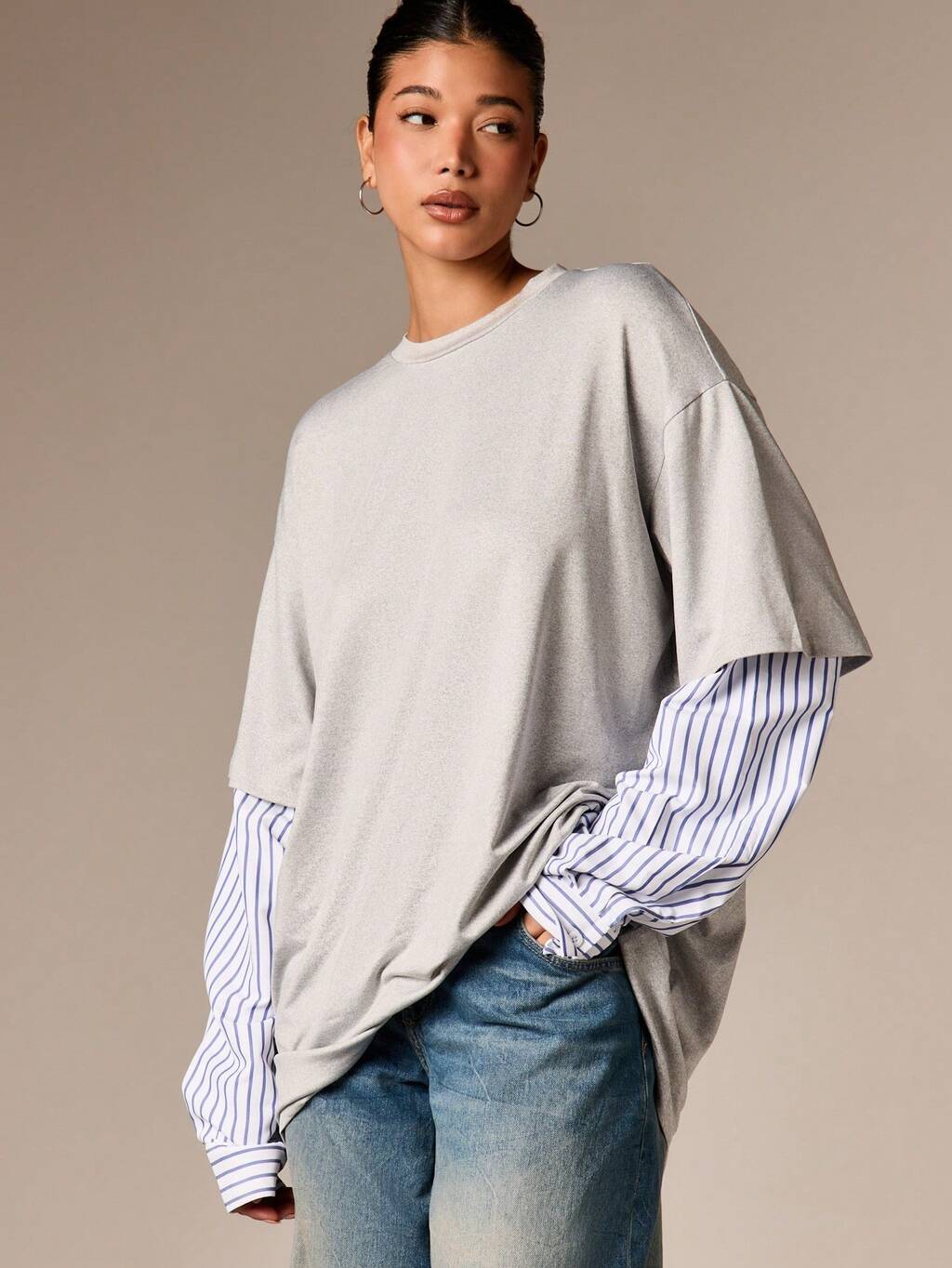 AiiRZ Camiseta Casual com Ombros Caídos e Mangas Longas Listradas, Detalhes em Contraste, Streetwear Confortável para o Outono, Inverno e Primavera