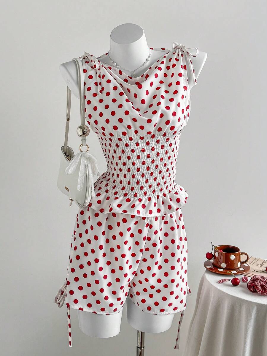 Comfortcana Conjunto de 2 piezas de top con cuello drapeado y shorts con estampado de lunares para mujer - Rojo - Ver 1
