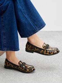 CUCCOO BIZCHIC Women's Leopard Print Metal Decor Casual Loafers - Multicolor - View 2