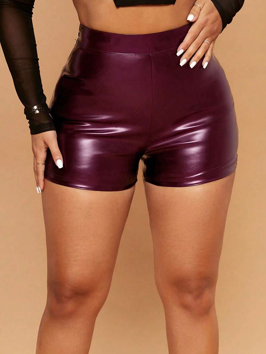 Radiana Pantalones cortos de mujer de cintura alta, ajustados y de unicolor de piel sintética (PU), de estilo casual y minimalista - Burdeos - Ver 1