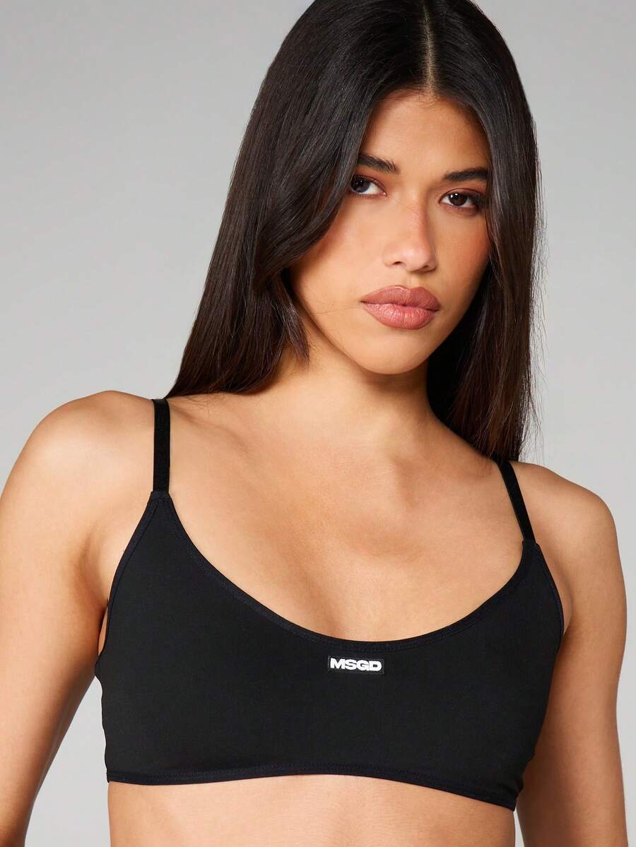 MISSGUIDED 柔软针织文胸，细肩带，舒适日常无钢圈设计，适合休闲日常穿着。 - 黑色 - 查看 1