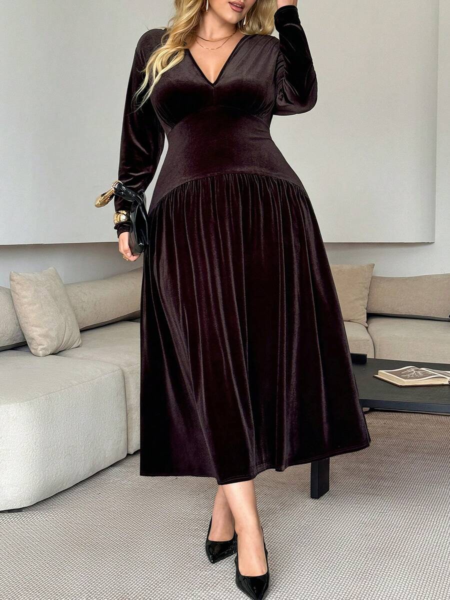 Modelyn Plus Size Women Elegant Fitted Knit Textured Long Sleeve Dress, Casual Home Wear For Autumn/Winter - Brown - View 1