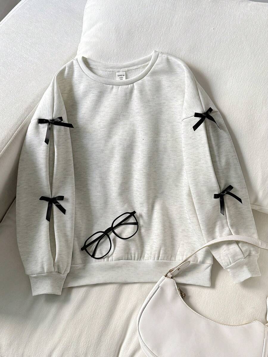 SHEIN Tween女孩寬鬆休閒簡約舒適圓領長袖秋冬衛衣,附蝴蝶結裝飾 - 淺灰色 - 查看 1