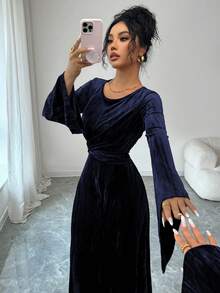 Elenzga 女士复古优雅圆领不对称喇叭袖咖啡色天鹅绒压花褶皱腰身中长连衣裙，适合约会、外出、办公穿着，秋冬季佳选。 - 藏蓝色 - 查看 7