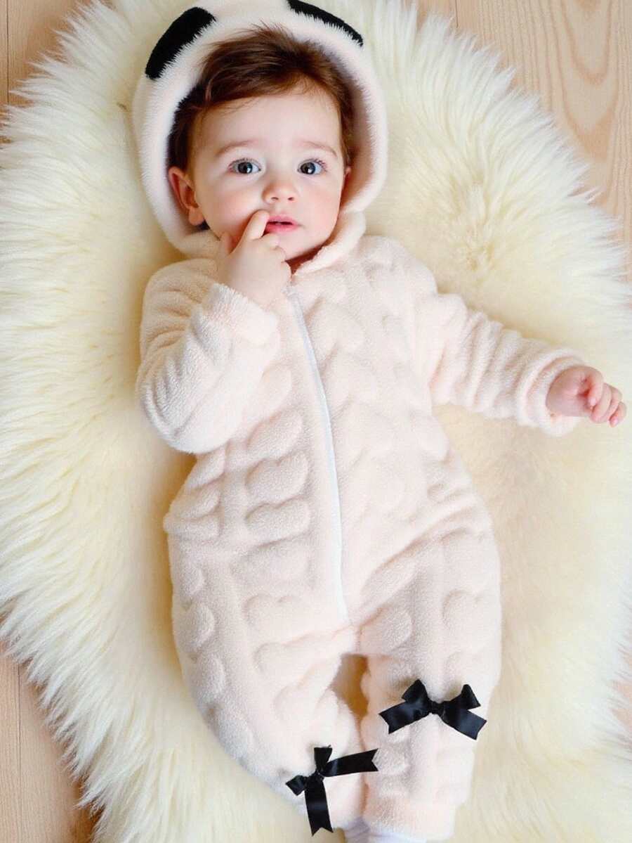 SHEIN Autumn/Winter Baby Girls' Reversible Pink Fuzzy Zip-Up Hooded Romper With White Fuzzy Heart Embroidered Patch