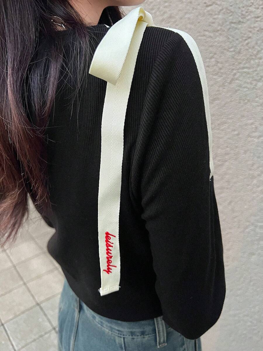 FRIFUL Women's Contrast Color Round Neck Hollow Shoulder Tie Bow Long Sleeve Slim Fit Versatile T-Shirt, Autumn/Winter - Black - View 1