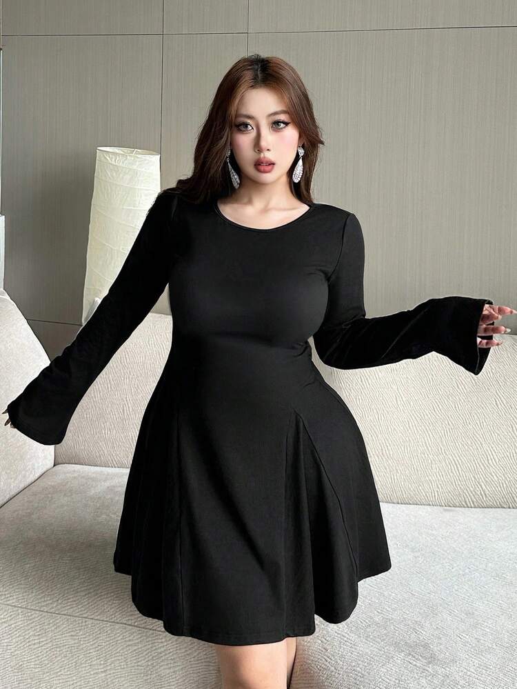 Dazy Plus Crew Neck Solid Color Stretchy Fitted Short Sexy Long Sleeve Versatile All-Match Bodycon Dress
