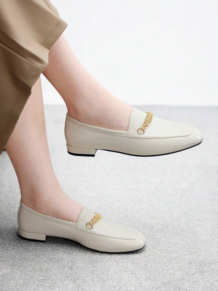 CUCCOO BIZCHIC Women's Square Toe Flat Low Heel New Style Beige Metal Chain Comfortable Slip-On Loafers, Beige Casual Flat Shoes, Lightweight For Commuting For Christmas