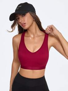 SHEIN Sports Women's Seamless Ribbed Molded Cup V-Neck Racerback Sports Bra,Red Workout Top,Burgundy Sports Bra,Workout Top Open Back - Red - View 3