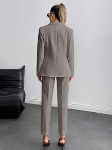 EURMUSE 女士简约商务纯色翻领双排扣西装外套和裤子 - 淺灰色 - 查看 2
