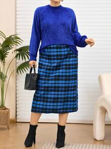 EMERY ROSE 2pcs Plus Size Women Winter Elegant Casual Street Fashion Royal Blue T-Shirt Top And Plaid Skirt 2 Pieces Set,Autumn/Winter,Going Out Outfits,2025 New Clothes,Simple And Fashionable For Everyday Wear,Christmas Outfit For Women ,New Year Clothes,Plus Size Winter Clothes, Christmas Outfit For Women ,New Year Clothes,Thanksgiving Outfit For Women , - Blue - View 5