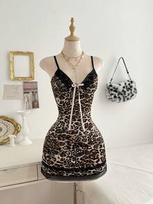 SHEIN Unity 性感豹纹蕾丝拼接紧身吊带裙，适合派对穿着 - 棕色 - 查看 4