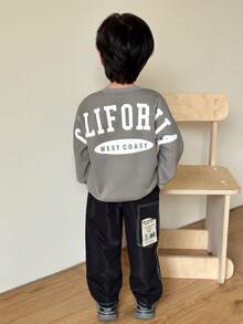SHEIN 2 pezzi Set di felpa a maniche lunghe con grafica di grandi lettere in stile coreano casual di strada e pantaloni a vita elastica di colore unito, adatto per il ritorno a scuola, compleanni, festa di nascità, feste di vacanza, autunno/inverno - Grigio - Visualizzare 5