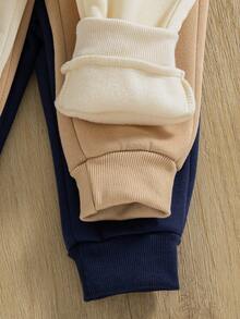 SHEIN Vintaside Kids 3条装男婴休闲运动街头保暖加厚印花针织裤，适合秋冬季外出穿着 - 彩色 - 查看 4