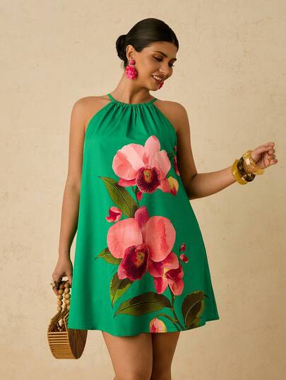 Travachic Vestido mini de vacaciones con estampado floral verde romántico, con cuello halter y tirantes de amarre para mujeres de talla grande