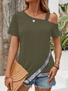 SHEIN LUNE Camiseta de manga corta casual de mujer con parches, lentejuelas y hombros oblicuos, para verano - Verde militar - Ver 4