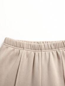 SHEIN Tween Girl Casual Outfit, Stand Collar Half-Zip Heart Embroidered Pullover Sweatshirt And Relaxed Straight Leg Pants Set, Khaki, Suitable For Everyday Wear, Christmas, Thanksgiving, Girls, Shirt And Pants Set, Casual Two Piece Set, - Khaki - View 8