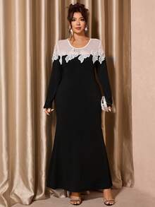 Cravure Plus Size Women's Lace Trim Off-Shoulder Bodycon Dress, Stylish, Sexy, Dignified, Elegant, Romantic - Black and White - View 4