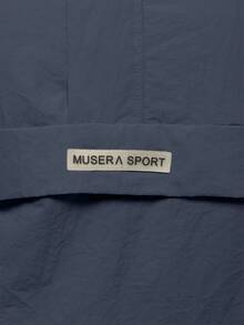 Musera Sport 尼龙半拉链口袋细节Logo连帽防风夹克，春夏皆宜，可作雨衣、徒步、运动休闲、假日节日健身冬季穿着。 - 霧霾藍 - 查看 6