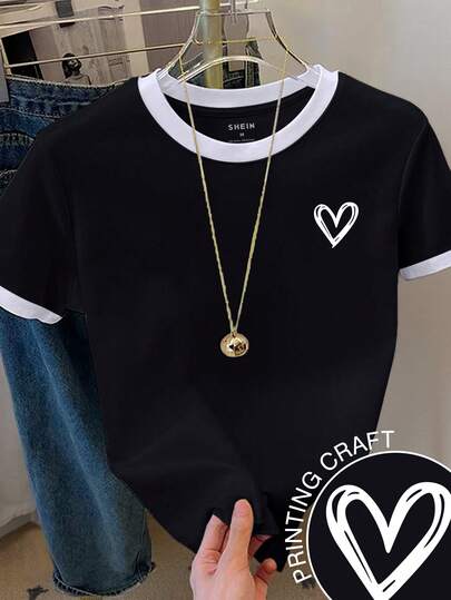 Resyla เสื้อยืดคอกลมแขนสั้นลำลองสำหรับผู้หญิง พร้อมขอบสีตัดกันและลายพิมพ์รูปหัวใจ