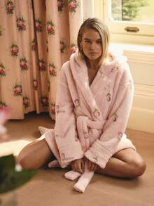 Aralina 女士碎花图案落肩长袖双口袋抓绒连帽腰带睡袍，蓬松保暖 - 粉色 - 查看 6