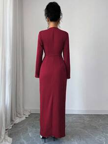 Elenzga Đầm Maxi Thanh Lịch Cổ Chữ V Tay Dài Xếp Ly Thiết Kế Kim Loại Trang Trí Đơn Sắc Cho Nữ - Màu Đỏ Sâu - Xem 2